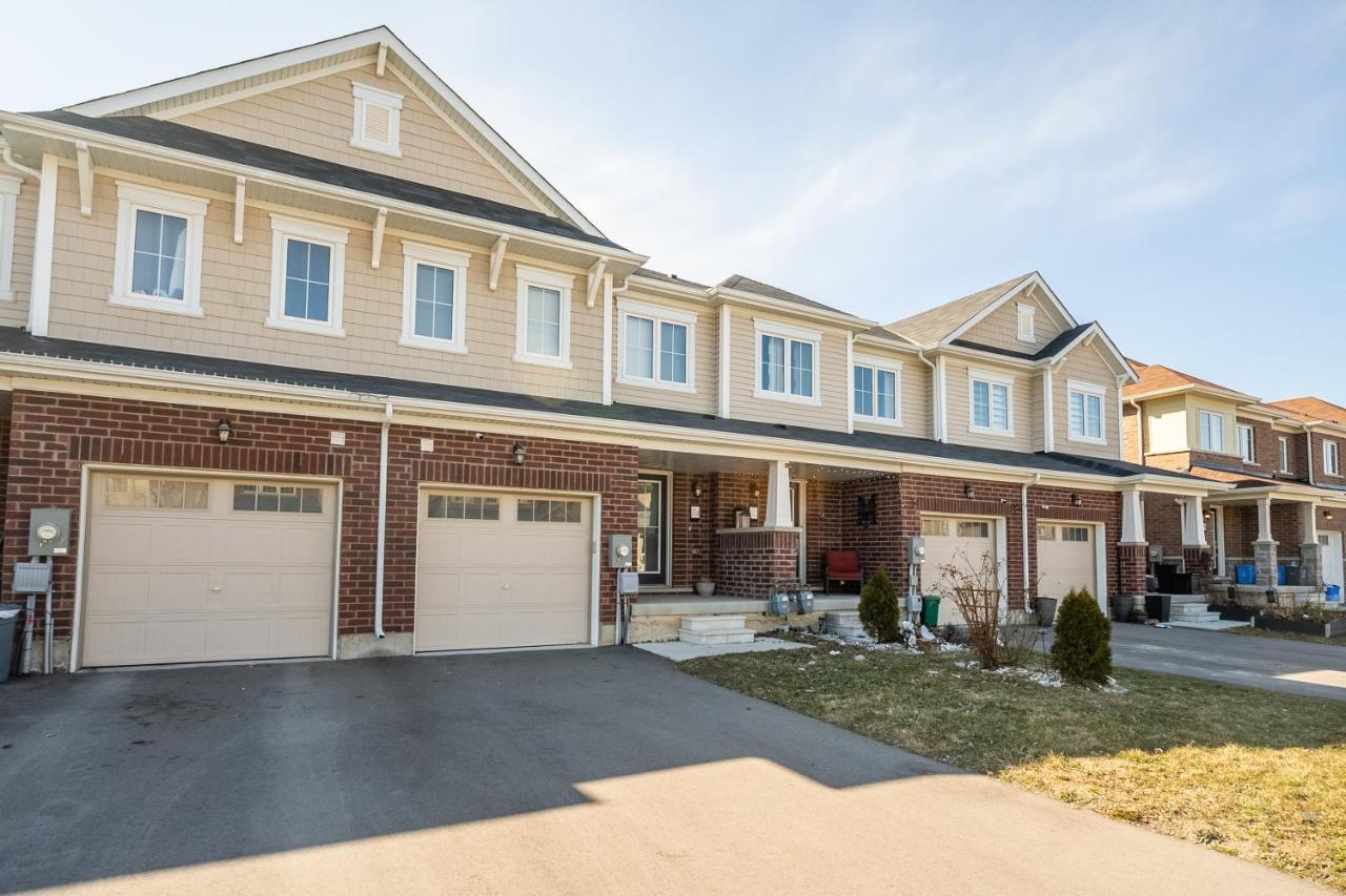 New 3Br Townhouse, Minutes To Niagara Falls And Brock University By Globalstay Thorold Exteriör bild