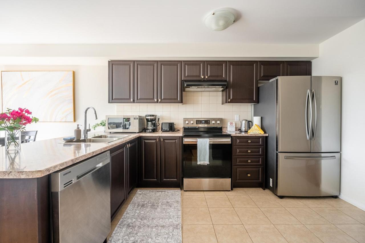 New 3Br Townhouse, Minutes To Niagara Falls And Brock University By Globalstay Thorold Exteriör bild