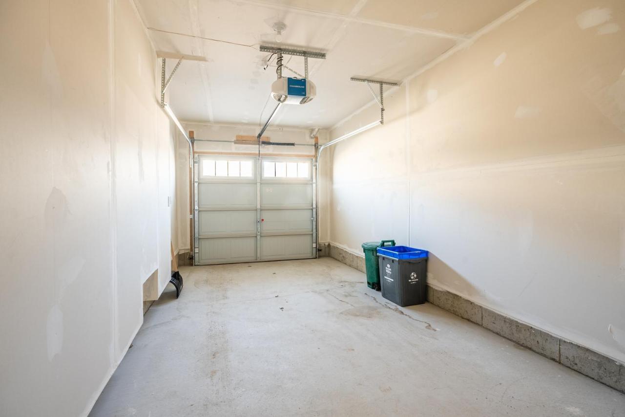 New 3Br Townhouse, Minutes To Niagara Falls And Brock University By Globalstay Thorold Exteriör bild