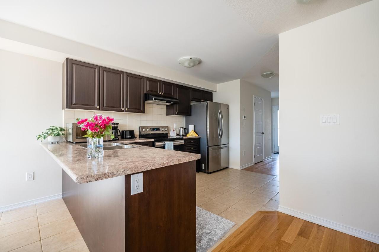 New 3Br Townhouse, Minutes To Niagara Falls And Brock University By Globalstay Thorold Exteriör bild
